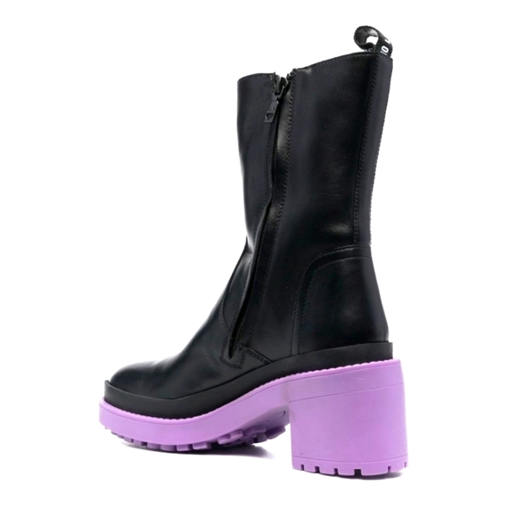 Love Moschino NWT debossed logo 70 mm leather boots - Picture 3 of 9